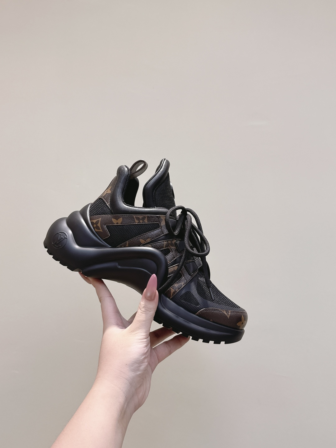 Cheap Louis Vuitton Sneakers for women in 213779, $120 USD- [IB213779] - Replica Louis Vuitton Sneakers for women