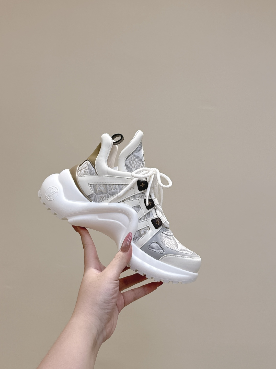 Cheap Louis Vuitton Sneakers for women in 213780, $120 USD- [IB213780] - Replica Louis Vuitton Sneakers for women