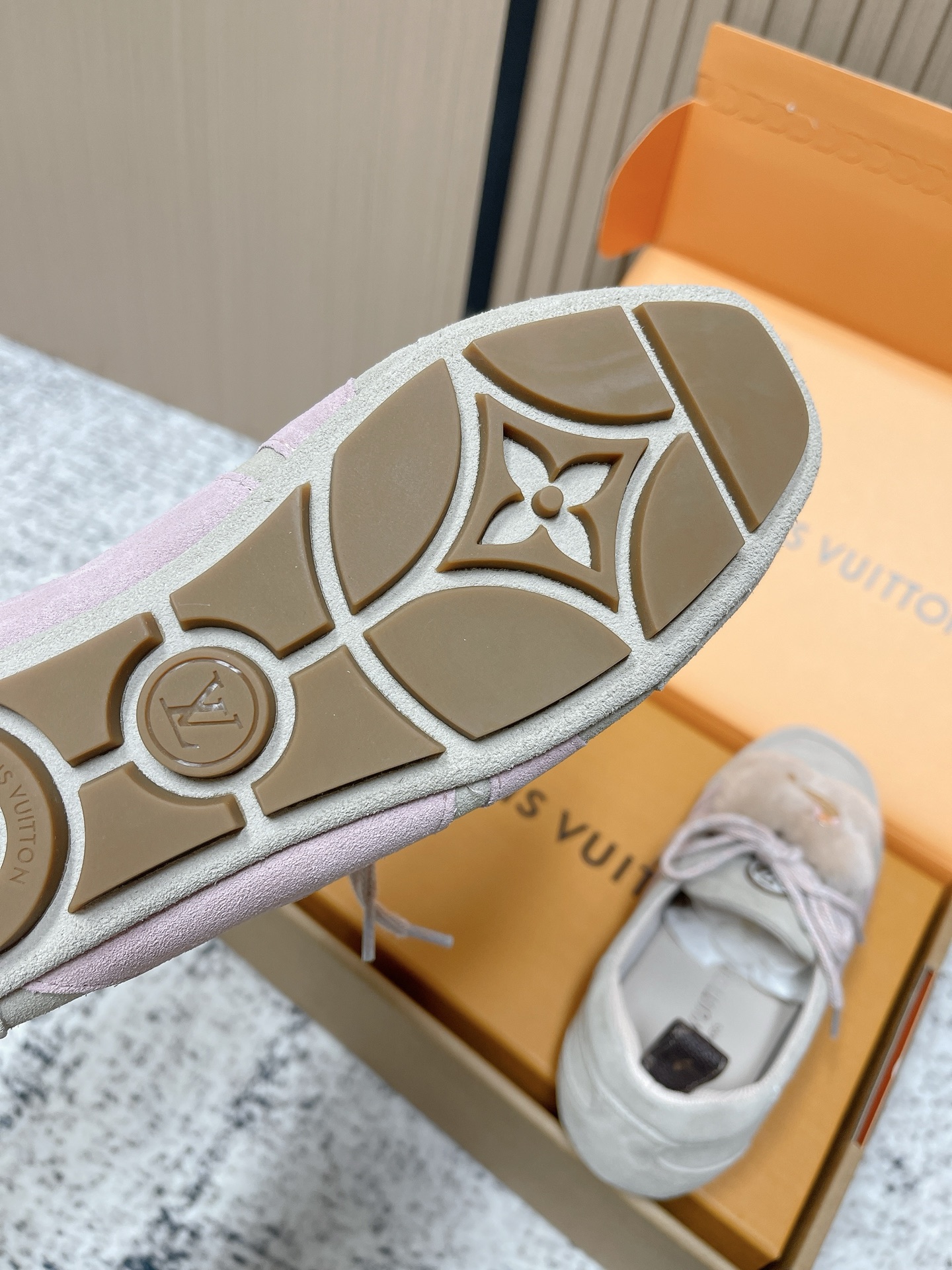 Cheap Louis Vuitton Sneakers for women in 213791, $60 USD- [IB213791] - Replica Louis Vuitton Sneakers for women