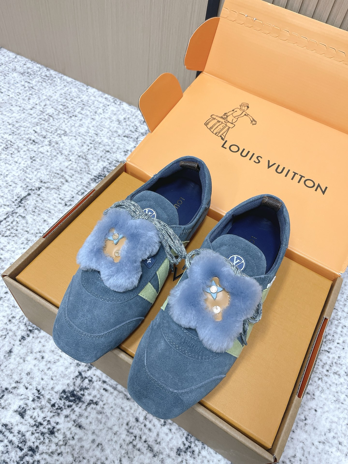 Cheap Louis Vuitton Sneakers for women in 213792, $60 USD- [IB213792] - Replica Louis Vuitton Sneakers for women