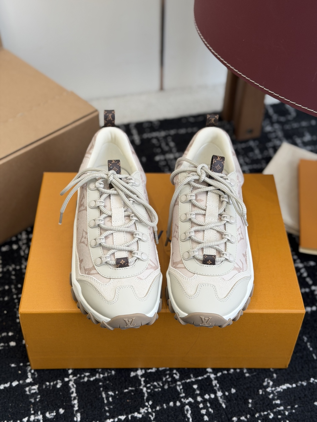 Cheap Louis Vuitton Sneakers for women in 213794, $120 USD- [IB213794] - Replica Louis Vuitton Sneakers for women