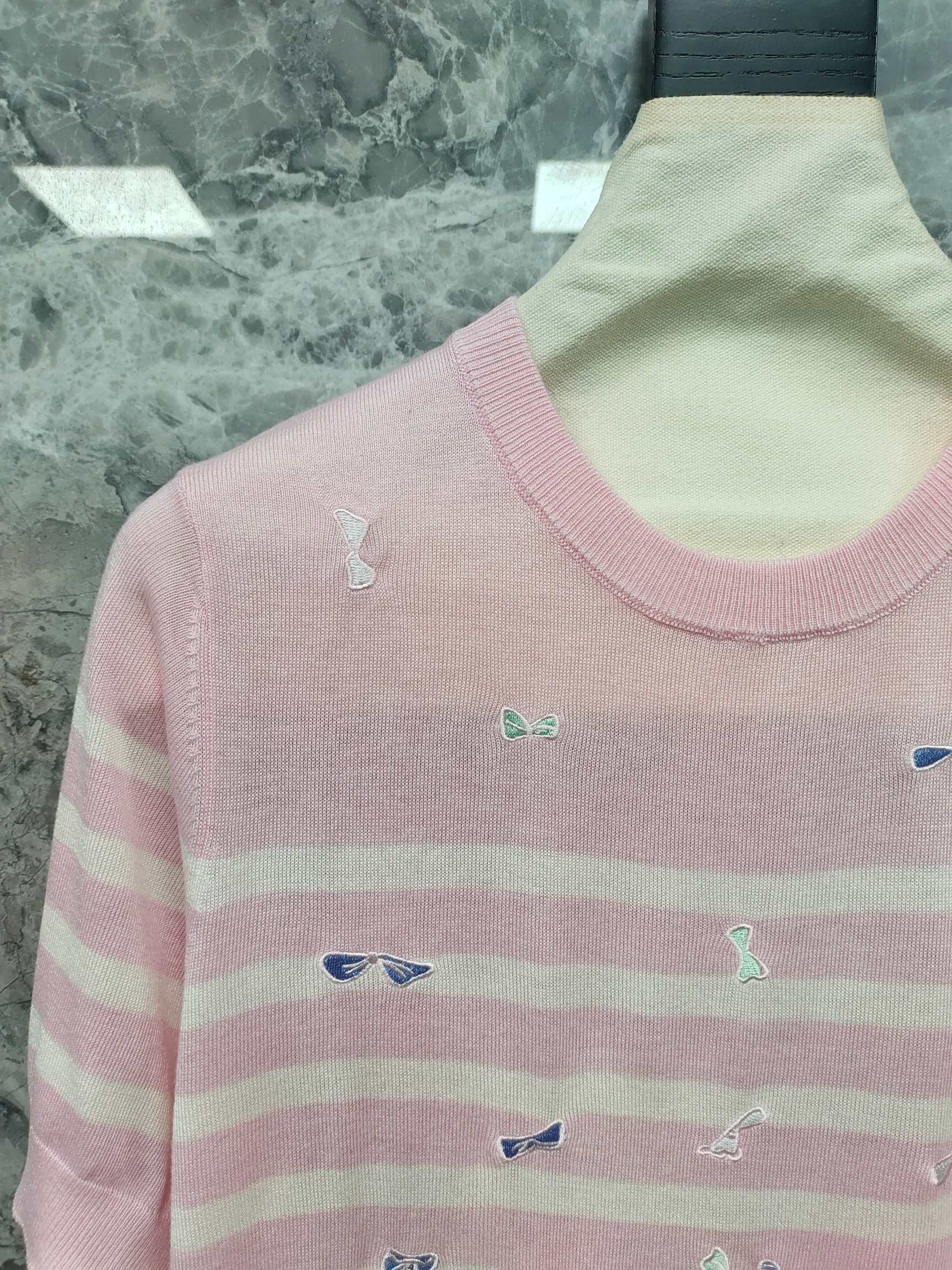 Cheap Dior T-shirts in 213817, $30 USD- [IB213817] - Replica Dior T-shirts for Women