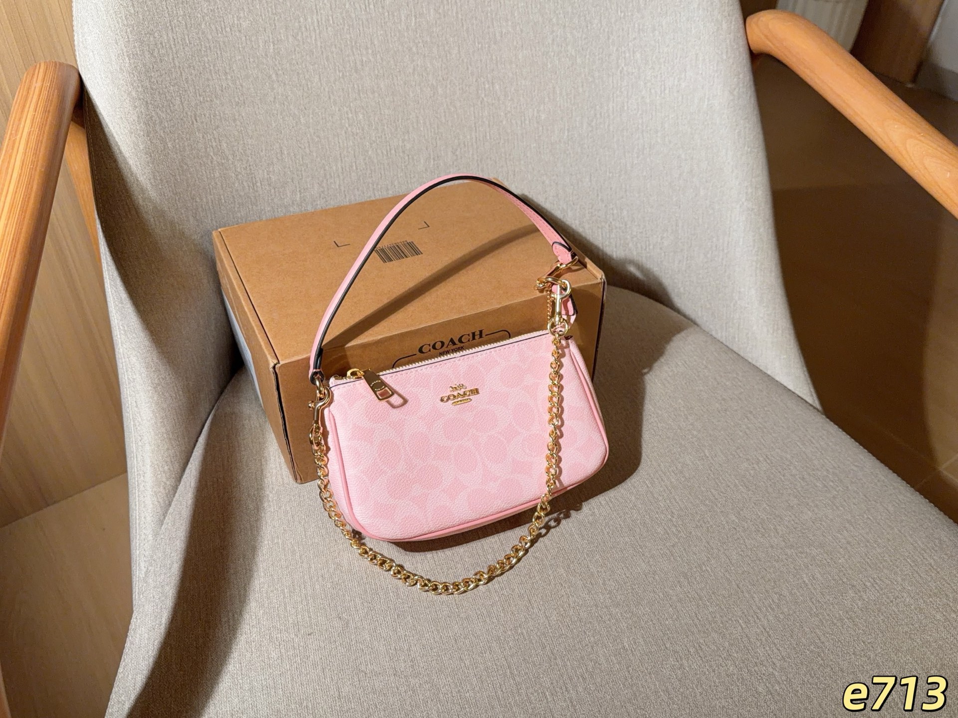 Cheap Coach Handbags in 213858, $45 USD- [IB213858] - Replica Coach Cross Bags