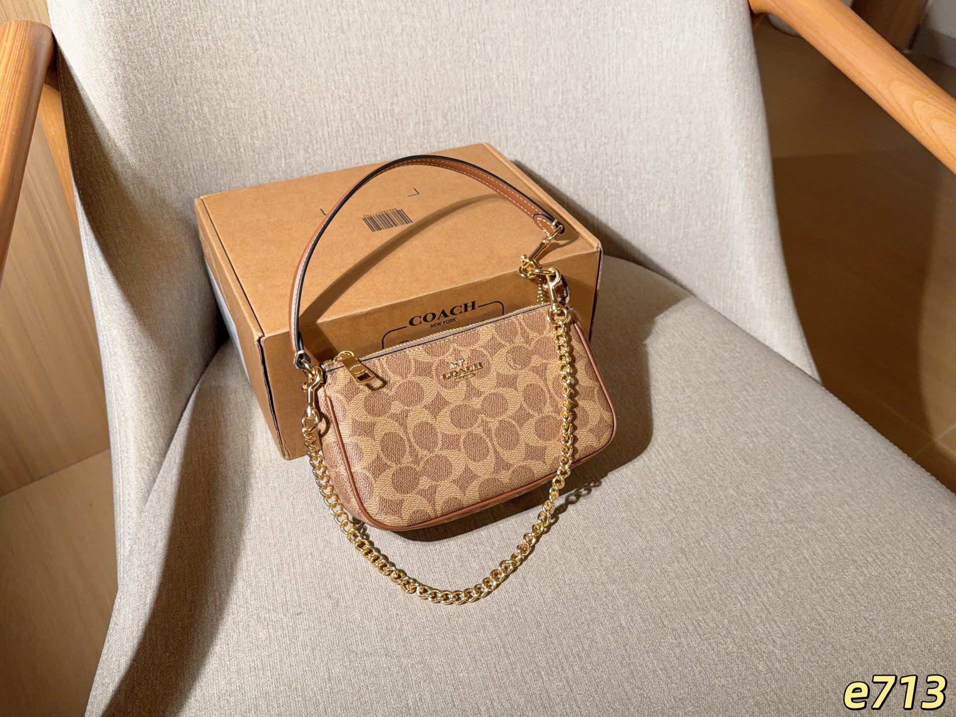 Cheap Coach Handbags in 213861, $45 USD- [IB213861] - Replica Coach Cross Bags
