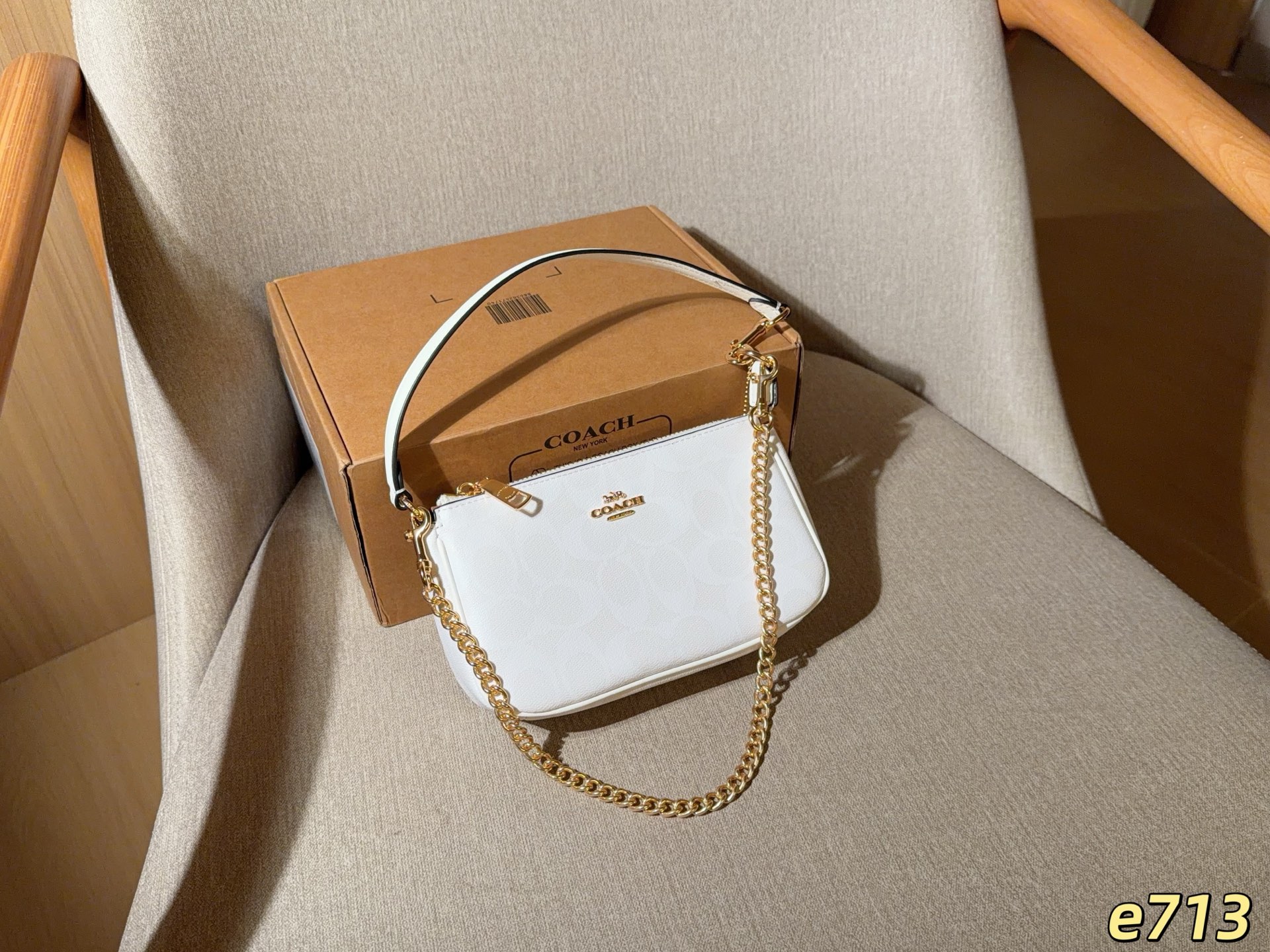 Cheap Coach Handbags in 213862, $45 USD- [IB213862] - Replica Coach Cross Bags
