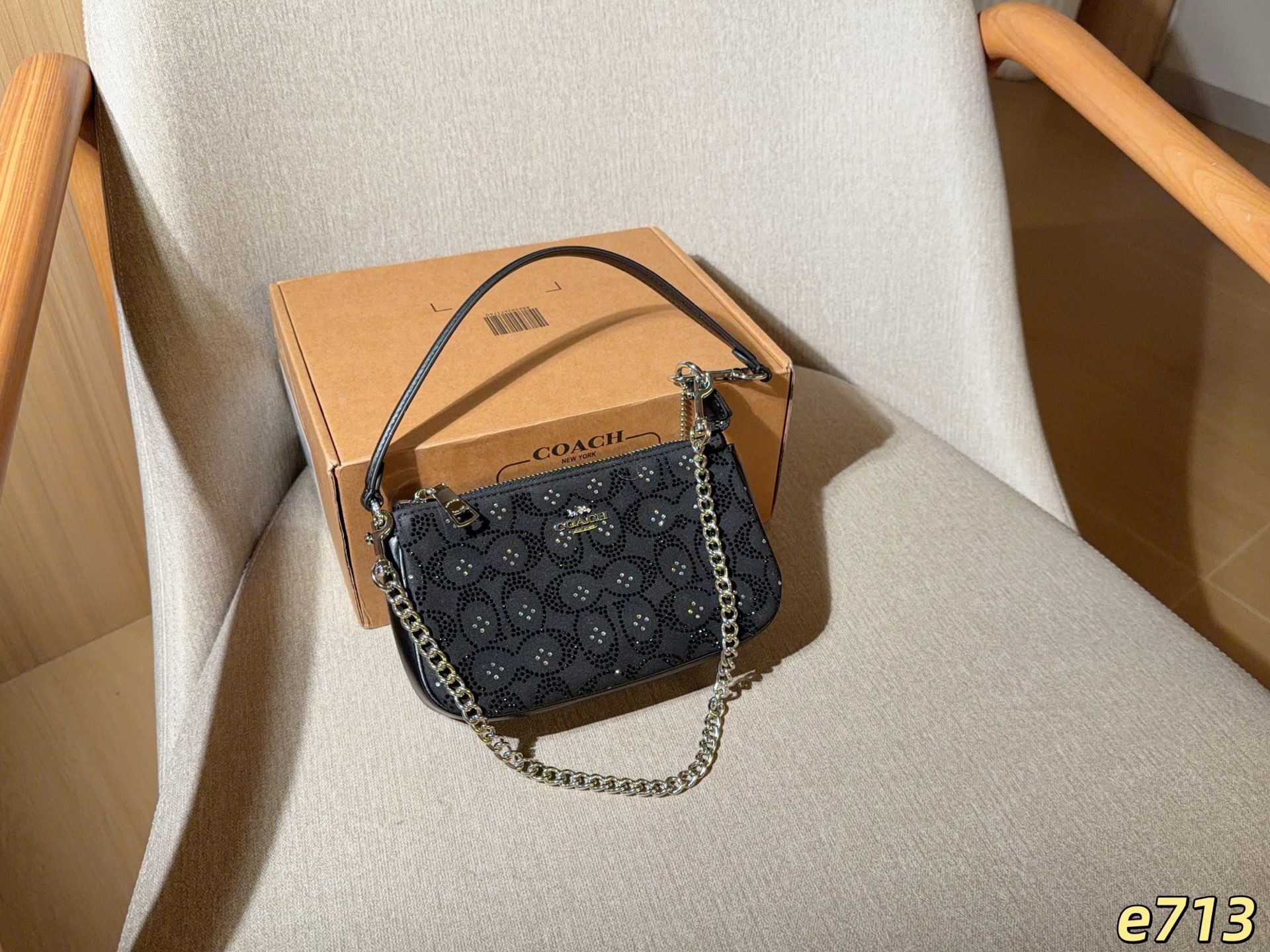 Cheap Coach Handbags in 213875, $45 USD- [IB213875] - Replica Coach Cross Bags