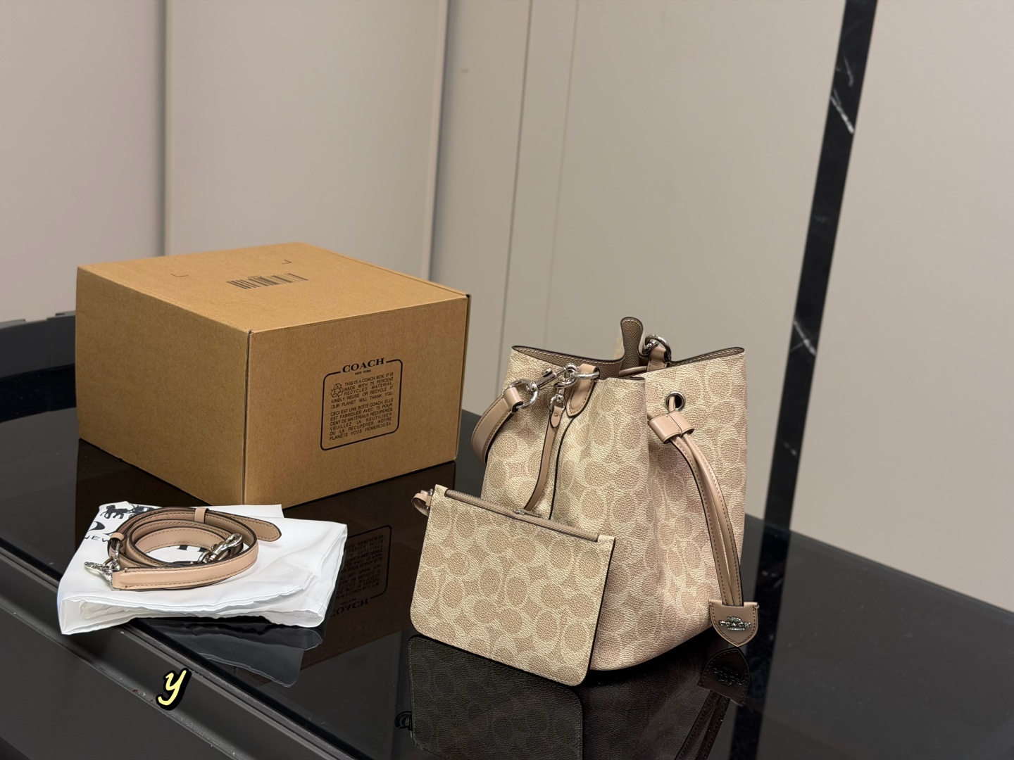 Cheap Coach Cross Bags in 213975, $70 USD- [IB213975] - Replica Coach Cross Bags