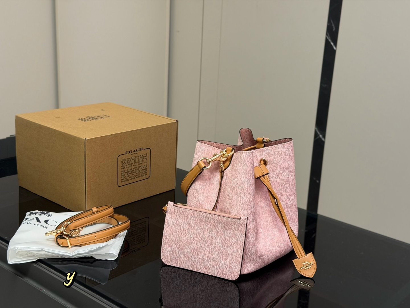 Cheap Coach Cross Bags in 213976, $70 USD- [IB213976] - Replica Coach Cross Bags