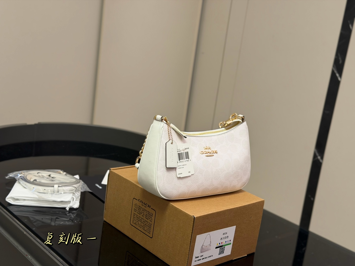Cheap Coach Cross Bags in 213984, $50 USD- [IB213984] - Replica Coach Cross Bags