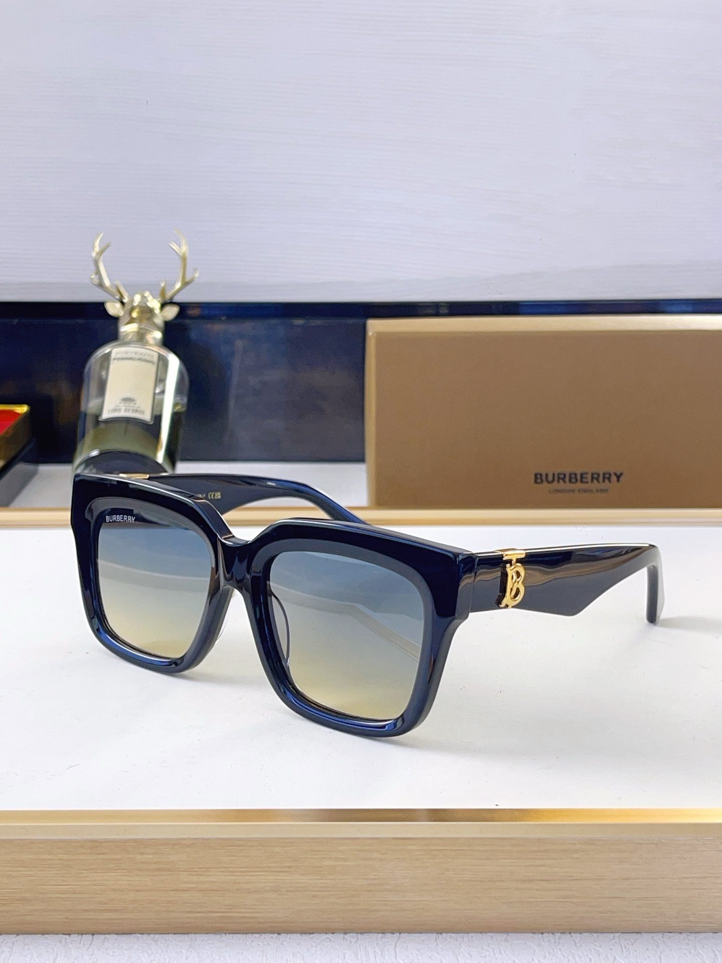 Cheap Burberry AAA+++ quality Sunglasses in 214427, $50 USD- [IB214427] - Replica Burberry AAA+++ quality Sunglasses