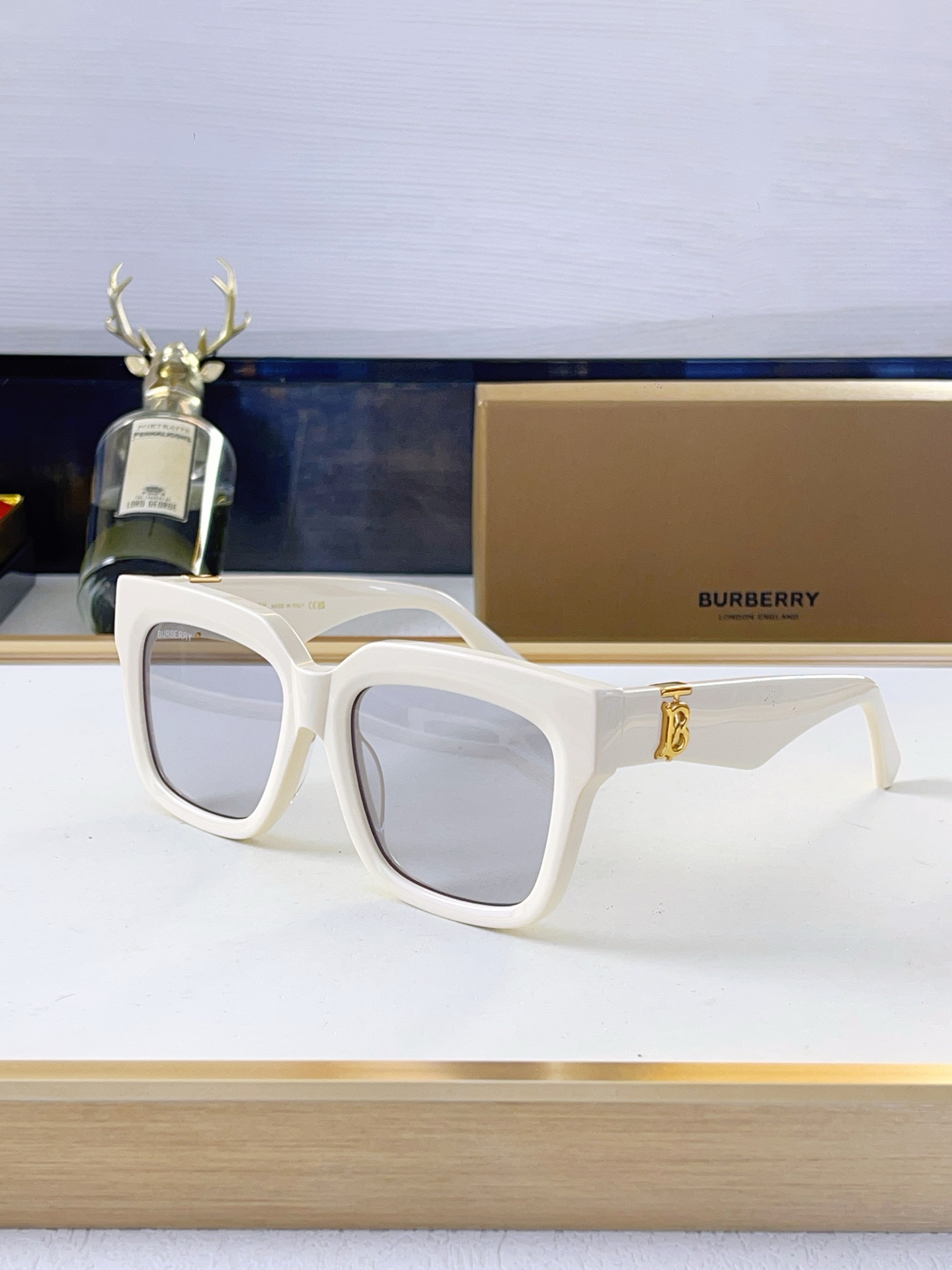Cheap Burberry AAA+++ quality Sunglasses in 214429, $50 USD- [IB214429] - Replica Burberry AAA+++ quality Sunglasses