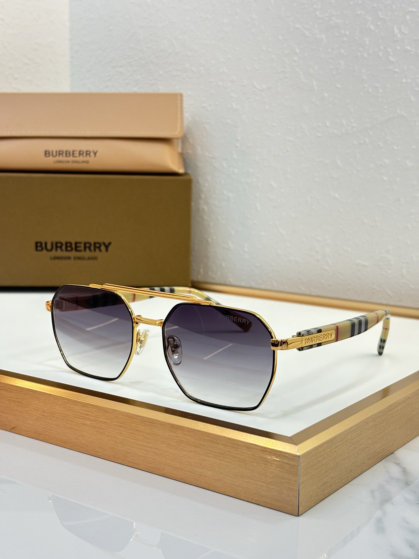 Cheap Burberry AAA+++ quality Sunglasses in 214443, $50 USD- [IB214443] - Replica Burberry AAA+++ quality Sunglasses