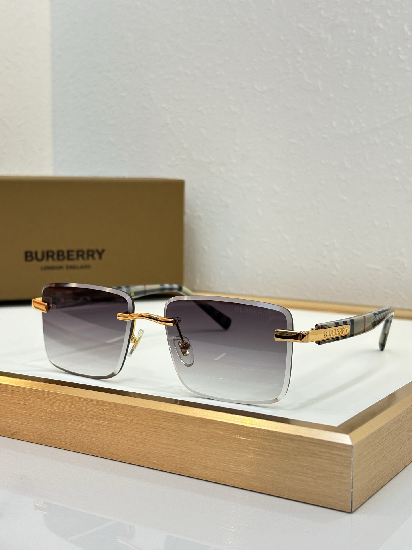 Cheap Burberry AAA+++ quality Sunglasses in 214461, $50 USD- [IB214461] - Replica Burberry AAA+++ quality Sunglasses