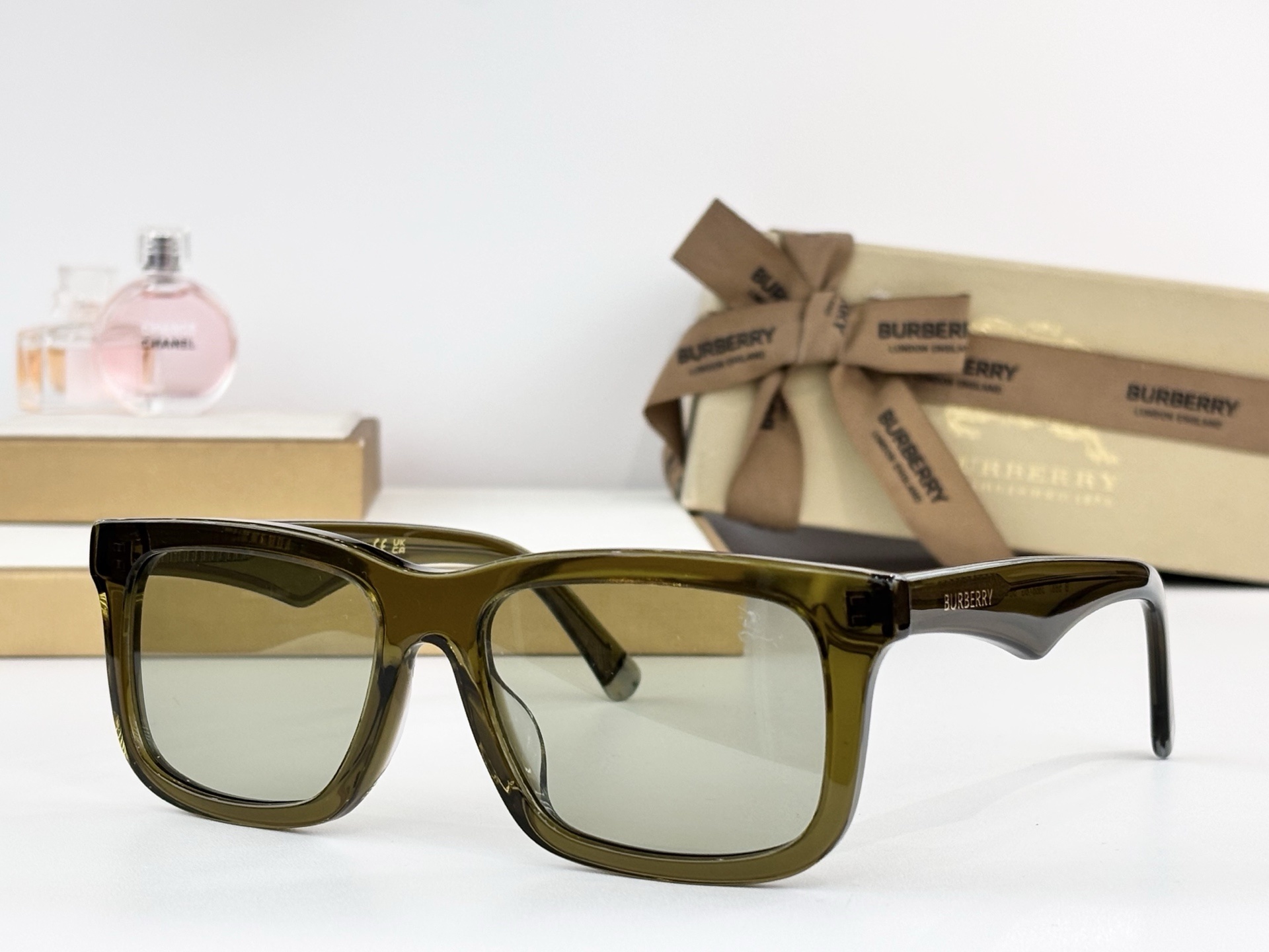 Cheap Burberry AAA+++ quality Sunglasses in 214465, $50 USD- [IB214465] - Replica Burberry AAA+++ quality Sunglasses