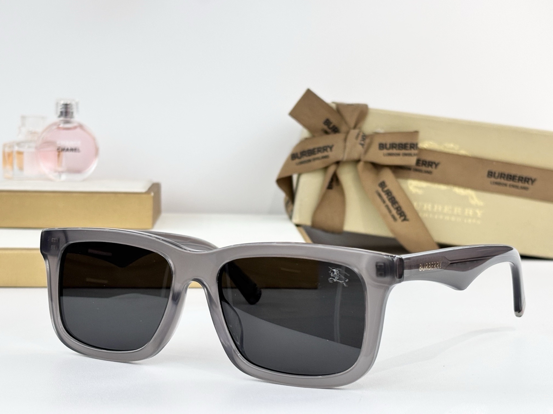 Cheap Burberry AAA+++ quality Sunglasses in 214469, $50 USD- [IB214469] - Replica Burberry AAA+++ quality Sunglasses