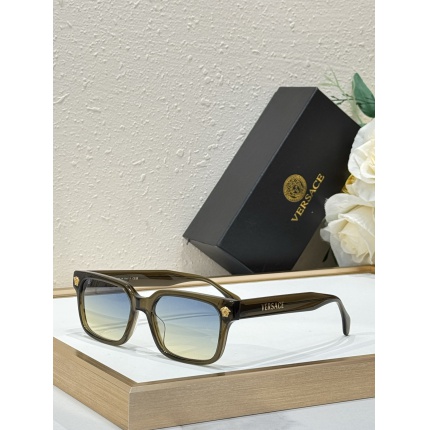 Versace AAA Quality Sunglasses in 214831