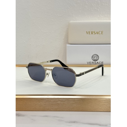 Versace AAA Quality Sunglasses in 214845