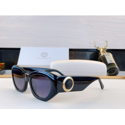 Versace AAA Quality Sunglasses in 214866