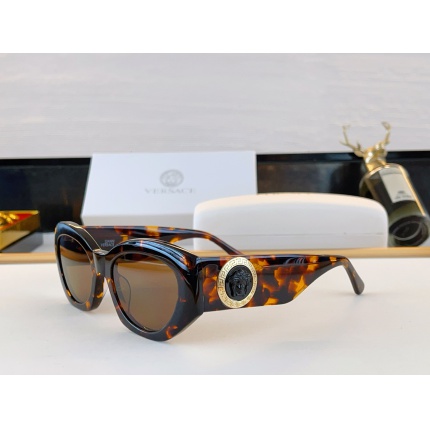 Versace AAA Quality Sunglasses in 214868
