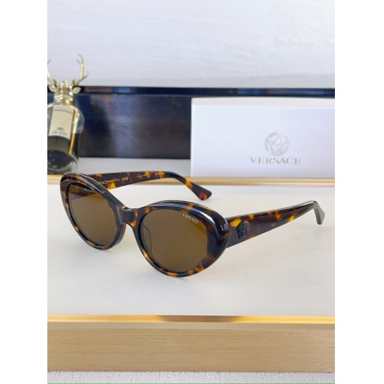 Versace AAA Quality Sunglasses in 214873