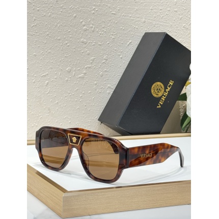Versace AAA Quality Sunglasses in 214889