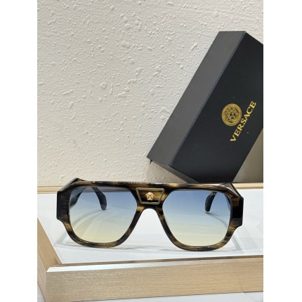 Versace AAA Quality Sunglasses in 214895