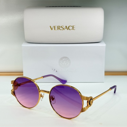 Versace AAA Quality Sunglasses in 214929