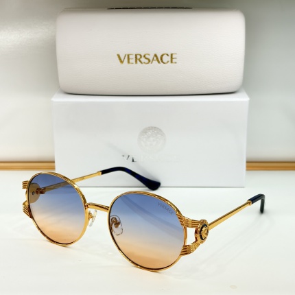 Versace AAA Quality Sunglasses in 214930