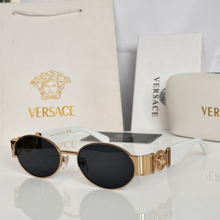 Versace AAA Quality Sunglasses in 214947