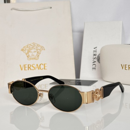 Versace AAA Quality Sunglasses in 214948