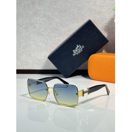Hermes AAA Quality  Sunglasses in 215110