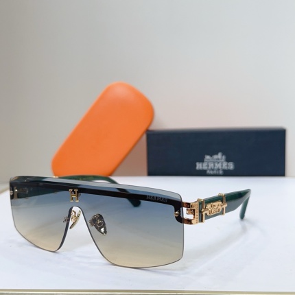 Hermes AAA Quality  Sunglasses in 215136