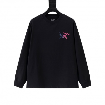 ARC TERYX Long-Sleeved T-Shirt for Men in 215249