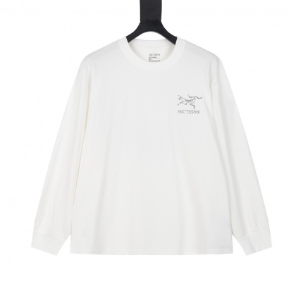 ARC TERYX Long-Sleeved T-Shirt for Men in 215252