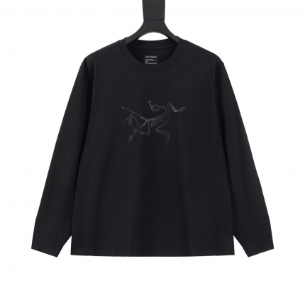ARC TERYX Long-Sleeved T-Shirt for Men in 215258