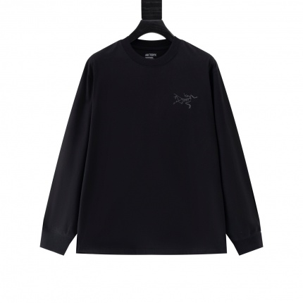 ARC TERYX Long-Sleeved T-Shirt for Men in 215269