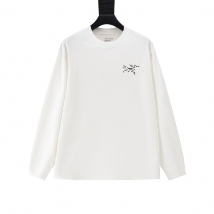 ARC TERYX Long-Sleeved T-Shirt for Men in 215273