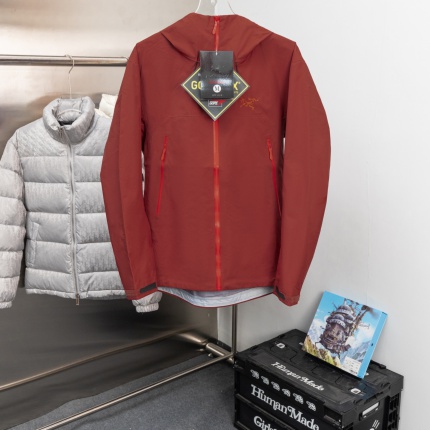 ARC TERYX Jackets for Men in 215302