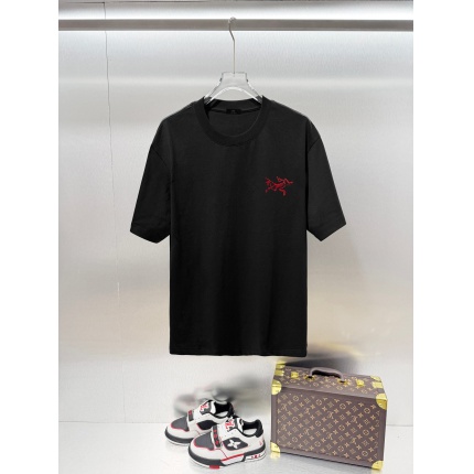 ARC TERYX T-shirts for Men in 215350