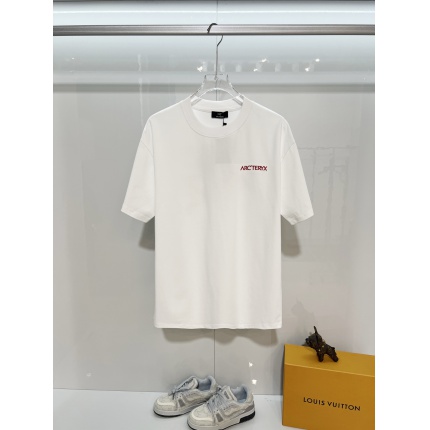 ARC TERYX T-shirts for Men in 215355