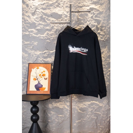 Balenciaga Hoodies for Men in 215381