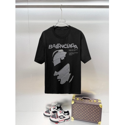 Balenciaga T-shirts for Men in 215388