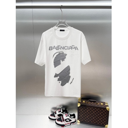 Balenciaga T-shirts for Men in 215389