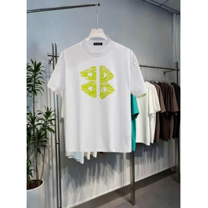 Balenciaga T-shirts for Men in 215413