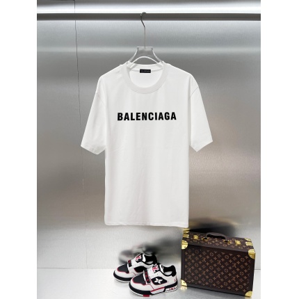 Balenciaga T-shirts for Men in 215420