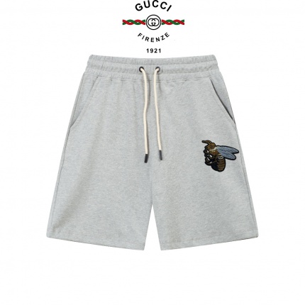 Gucci Short Pants For Men in 215709