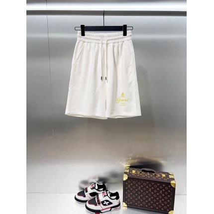 Gucci Short Pants For Men in 215717