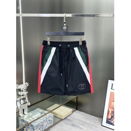 Gucci Short Pants For Men in 215748