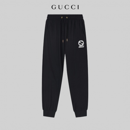 Gucci Short Pants For Men in 215758