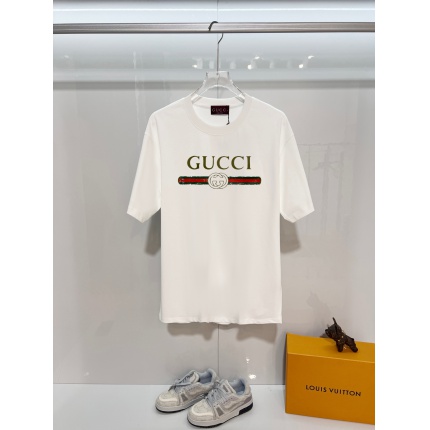 Gucci T-shirts for Men in 215761